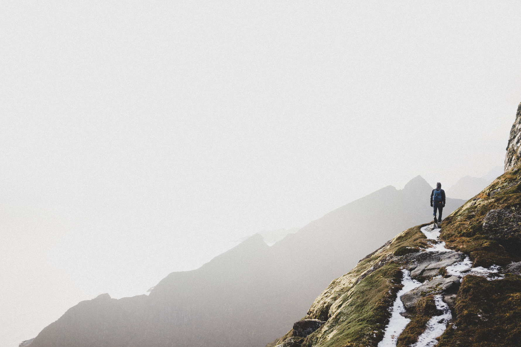 hiking-lofoten-norway-77